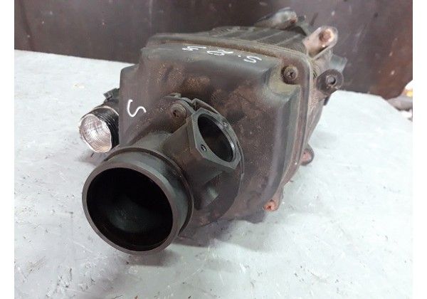 Корпус повітряного фільтра Renault Safrane. 2.5, 7700874724, 7700866565